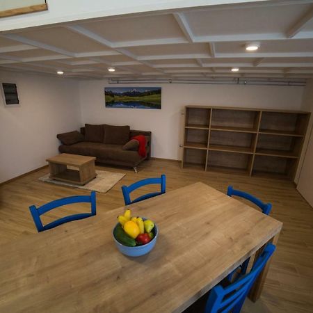 Apartment Emonca Ljubljana Luaran gambar